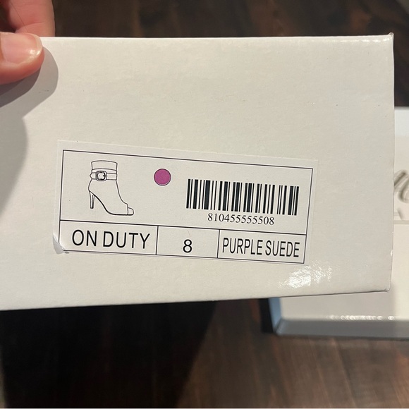 Mata Shoes Calf length bootie in purple side w side zipper size 8 - Picture 7 of 7